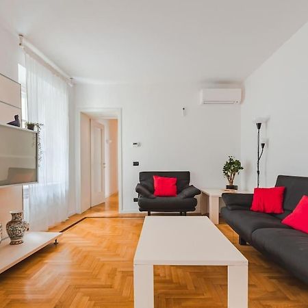 Piazza Unita Central Apartment Трієст Екстер'єр фото